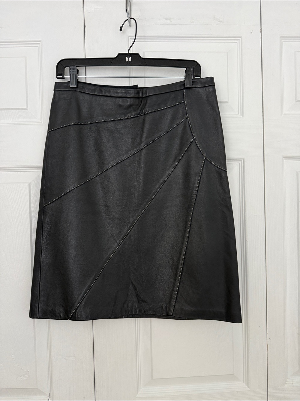 BCBGMaxAzria Black Leather A-Line Skirt with Paneled Stitching Size 8 Vintage